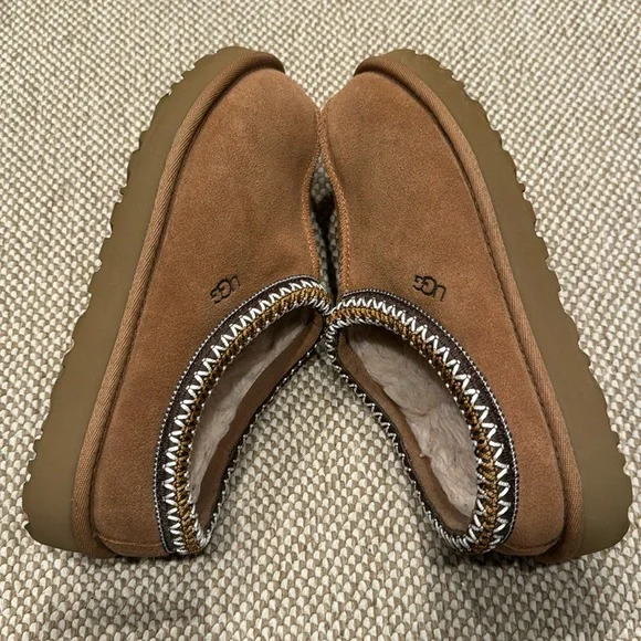 UGG Tasman Slippers - Picture 3 of 16